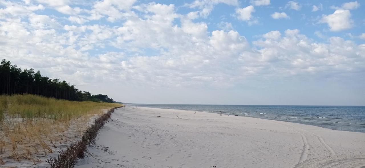 Private Seaside Home Сашино Екстериор снимка