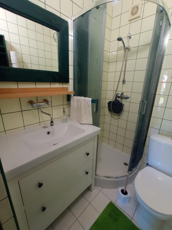 Private Seaside Home Сашино Екстериор снимка
